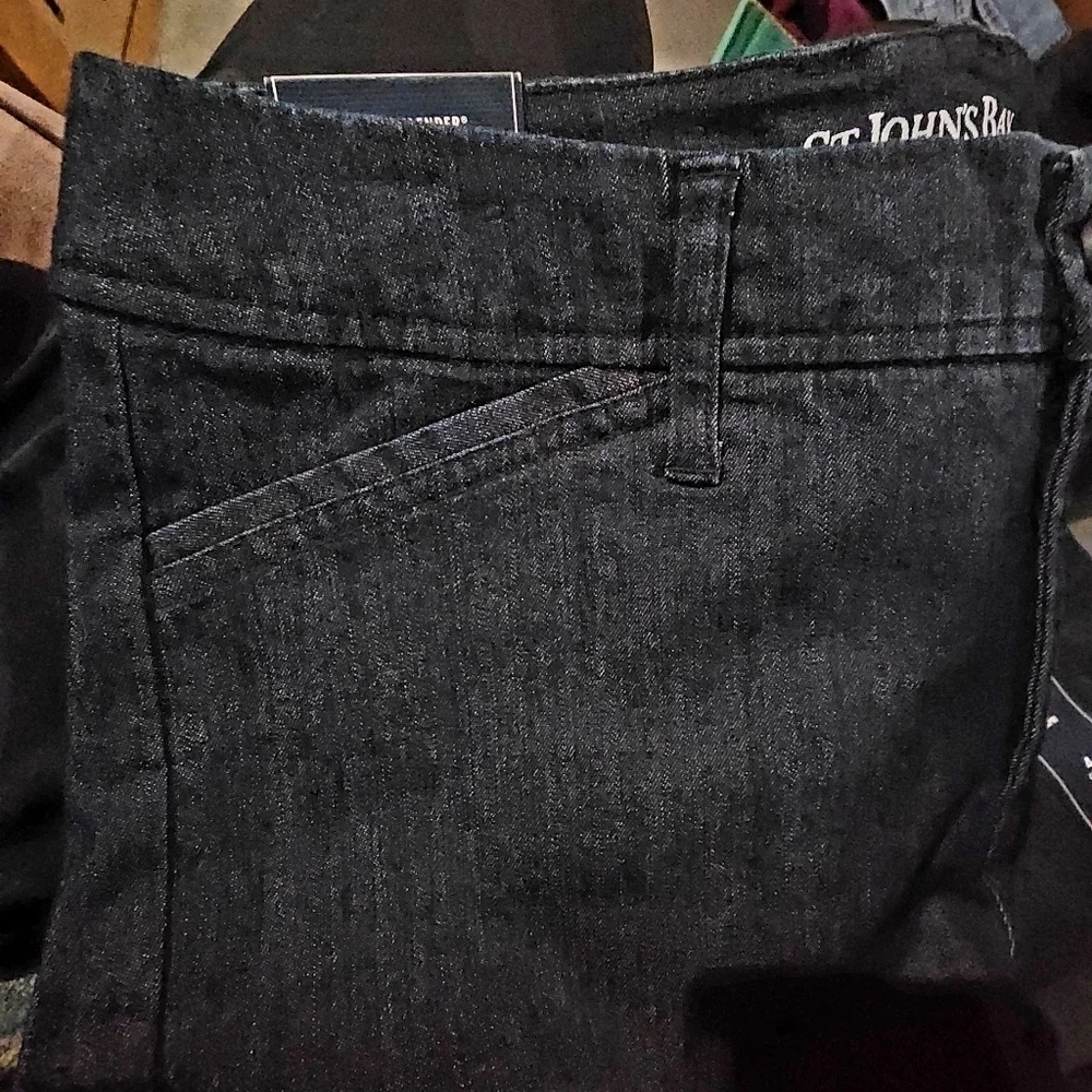 NWT St. John's Bay Dark Was Denim Secretly Slender Cropped Jeans Women's Size 4